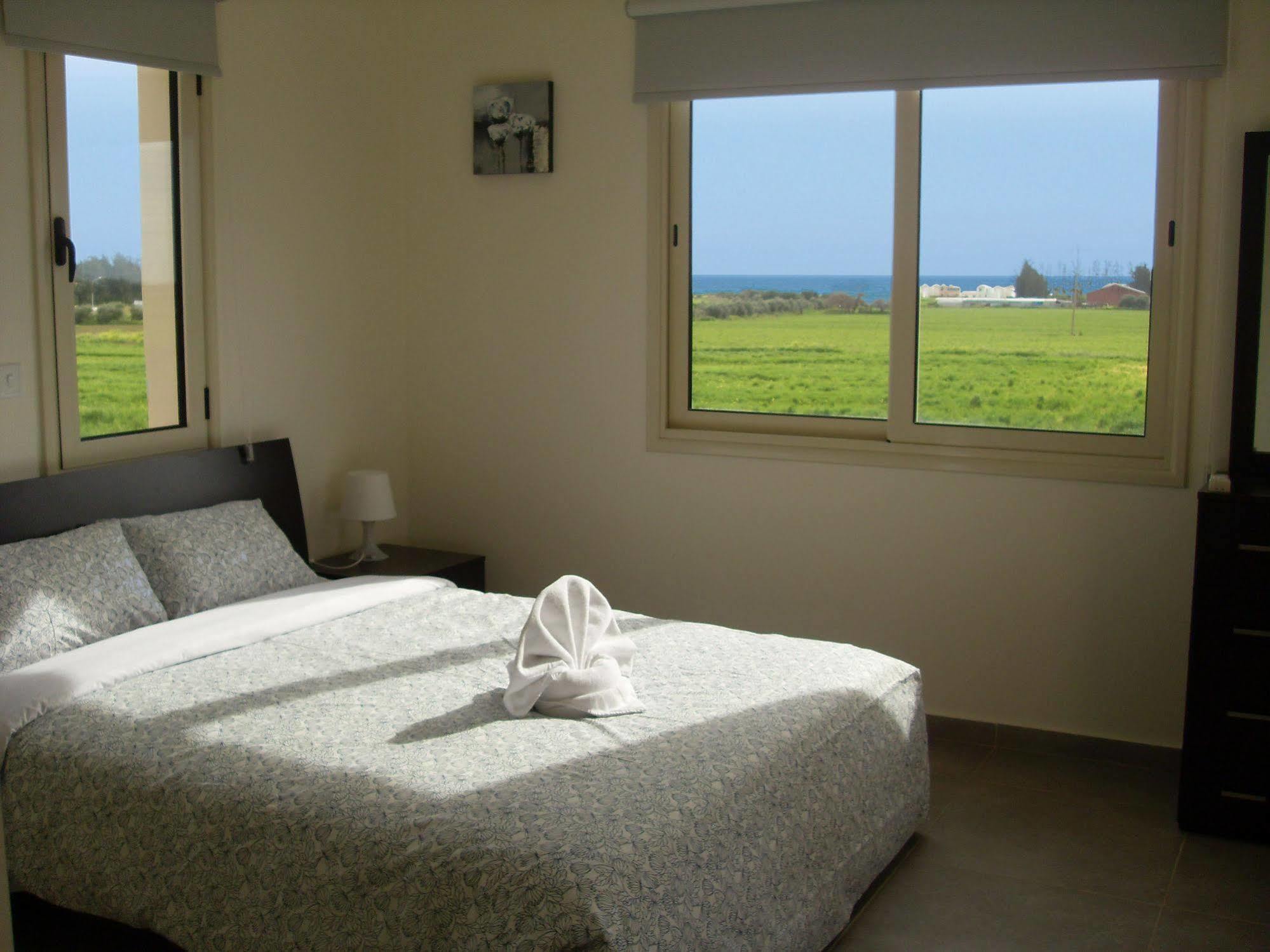 Aphrodite Sands Resort Mandria  Exterior foto